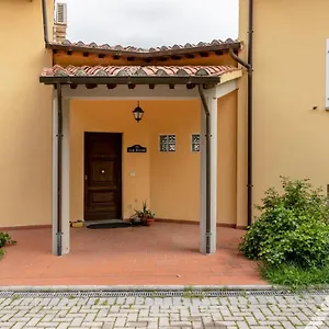  Appartamento Oak House With Parking